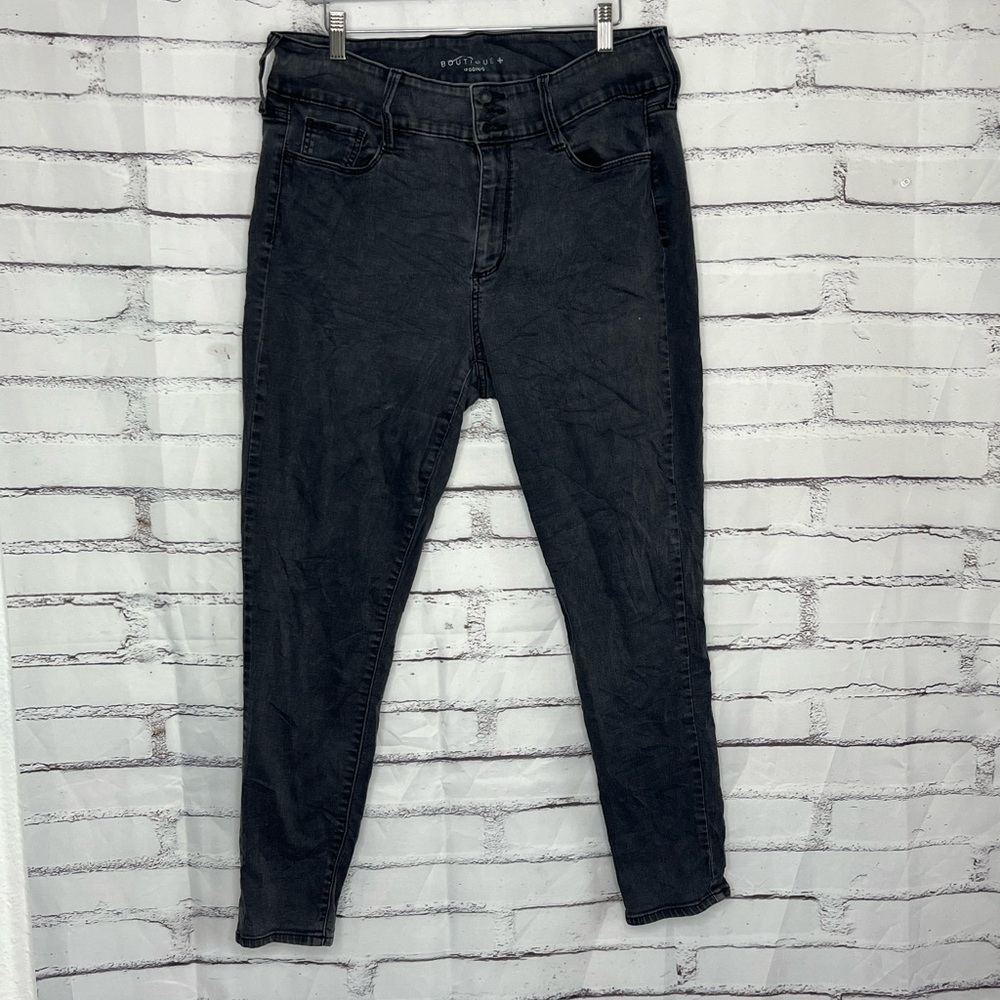 Classic Black Skinny Jeans for Women